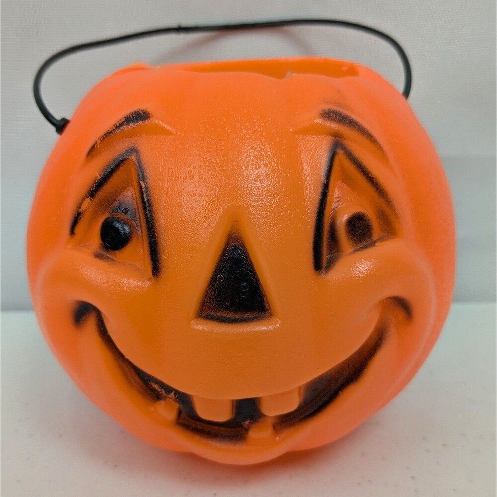 Vintage General Foam Halloween Blow Mold Pumpkin Bucket
